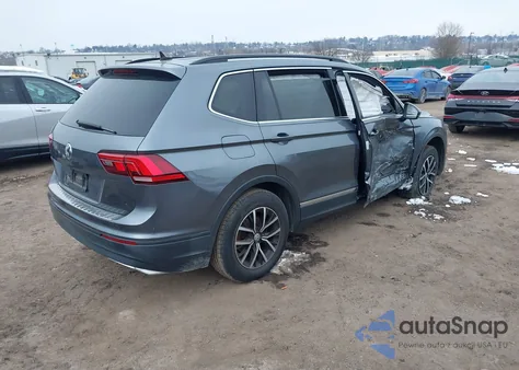 2021 Volkswagen Tiguan 2.0T Se/2.0T Se R-Line Black/2.0T Sel z USA, uszkodzony, nr VIN 3VV3B7AX4MM072271
